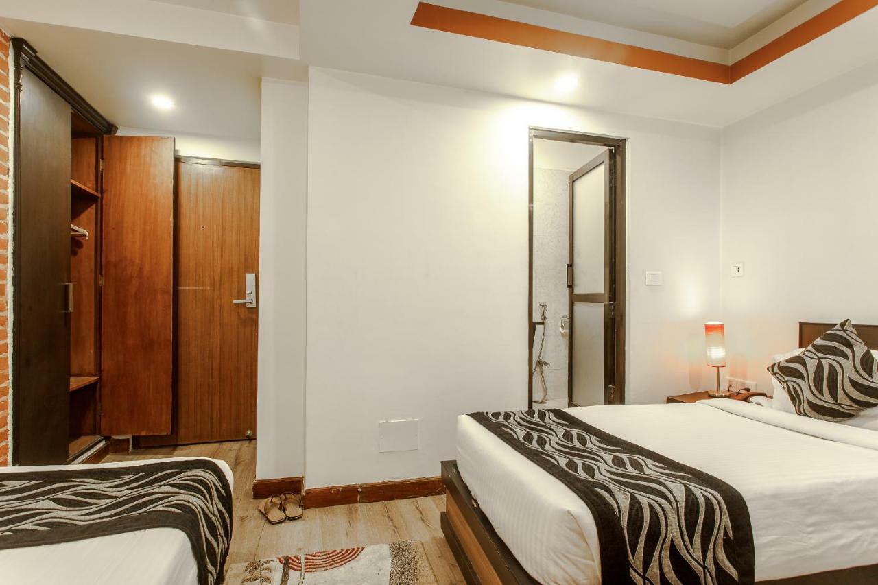 Hotel Shreesu Kathmandu Buitenkant foto
