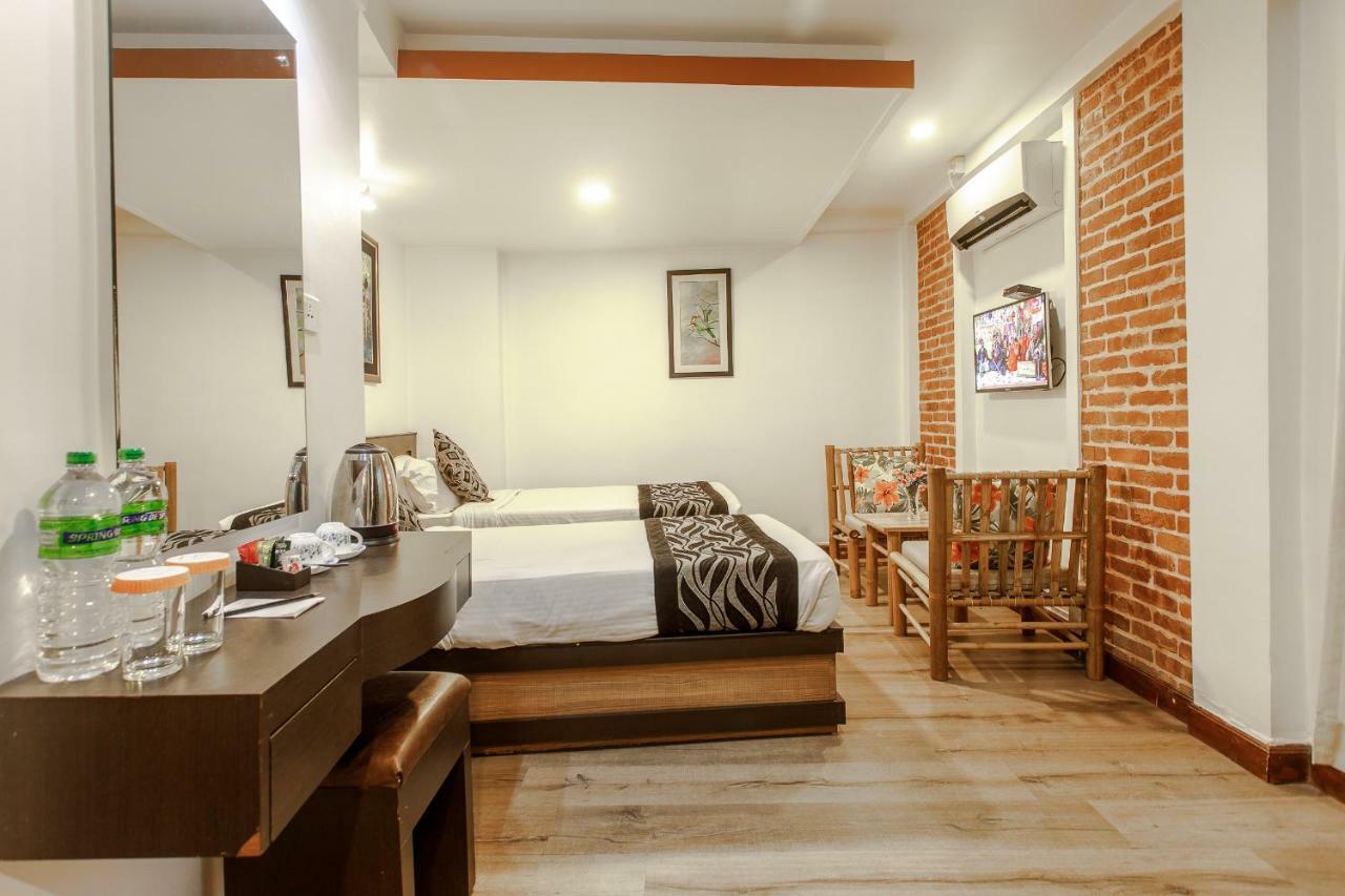 Hotel Shreesu Kathmandu Buitenkant foto