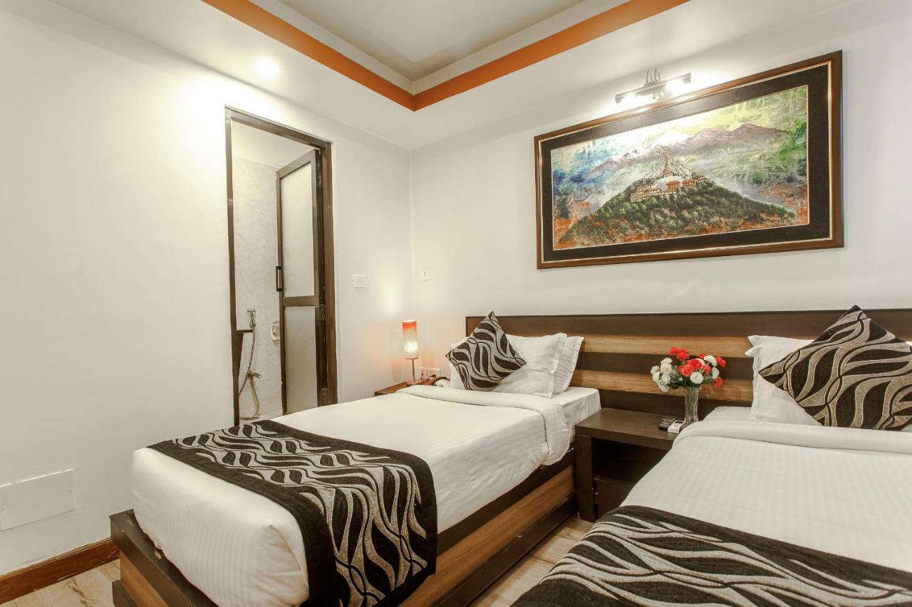 Hotel Shreesu Kathmandu Buitenkant foto
